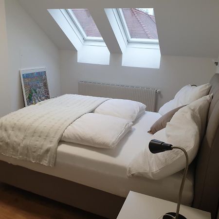Apartment Stockerau Buitenkant foto