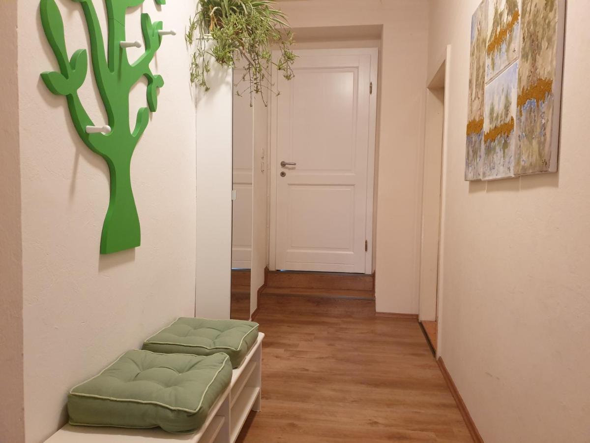 Apartment Stockerau Buitenkant foto