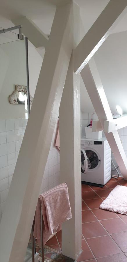 Apartment Stockerau Buitenkant foto